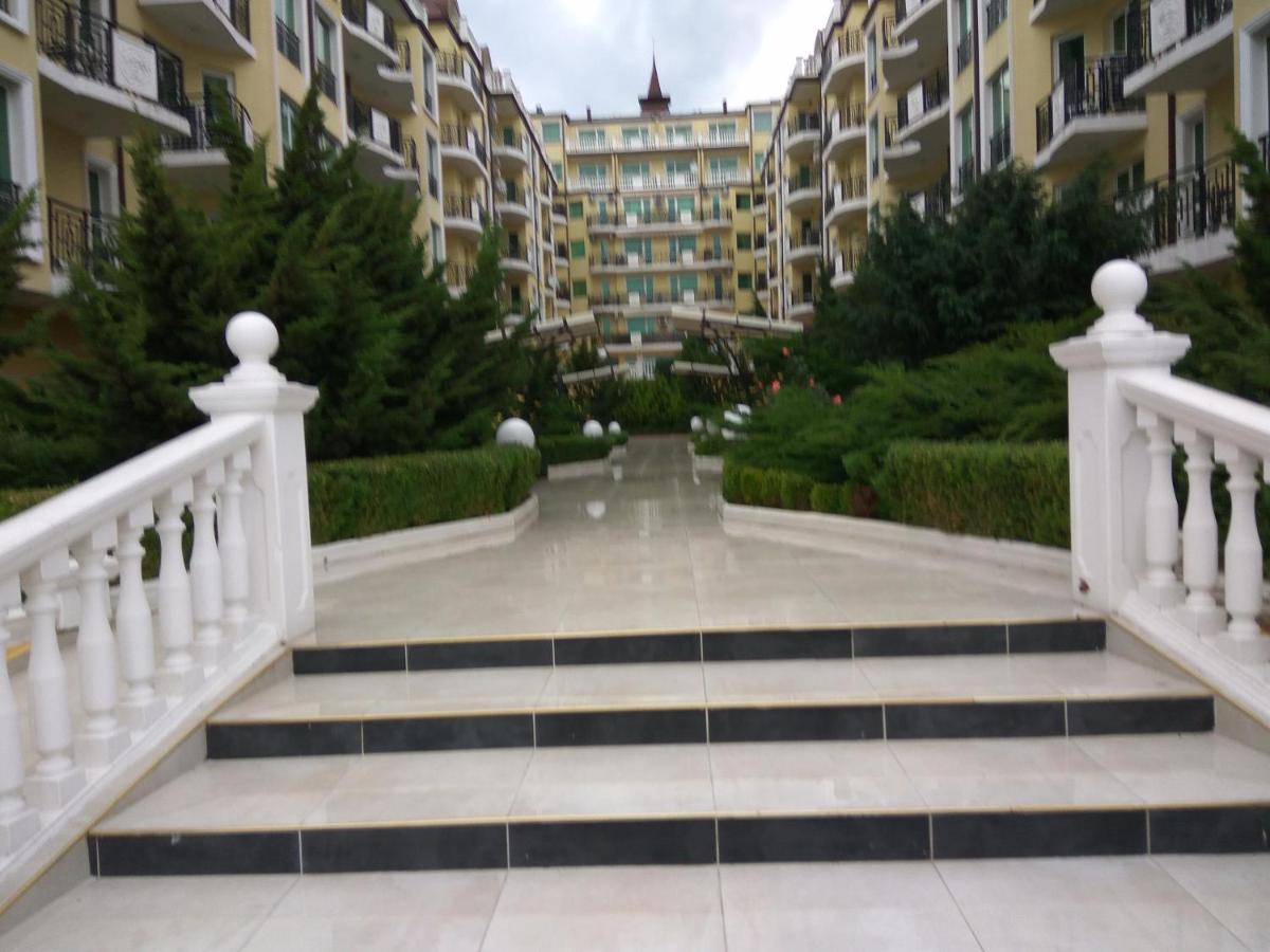 Апартаменты Талиана Бич Курорта Елените Exterior foto